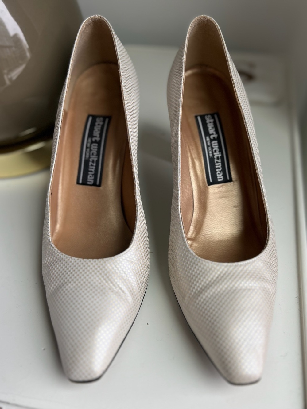Stuart Weitzman vintage pumps - size 7 (narrow)